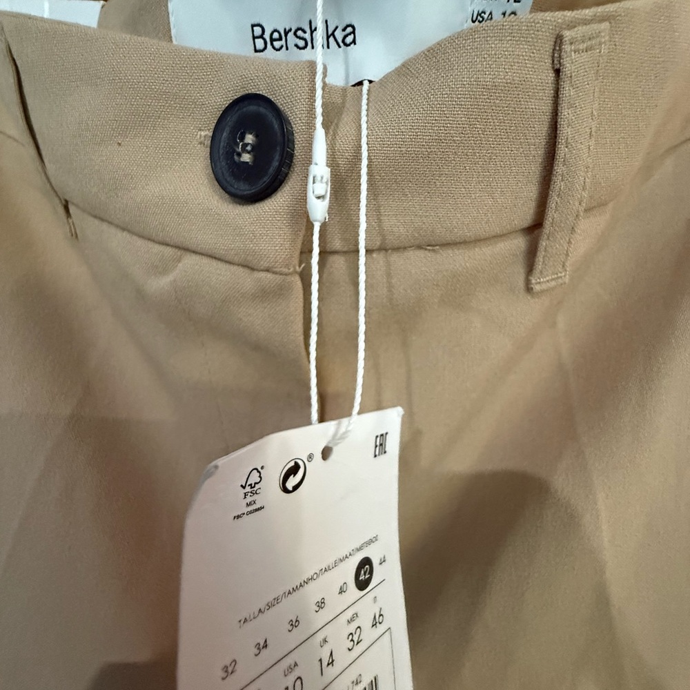 Bershka Beige Trousers - Picture 3 of 6